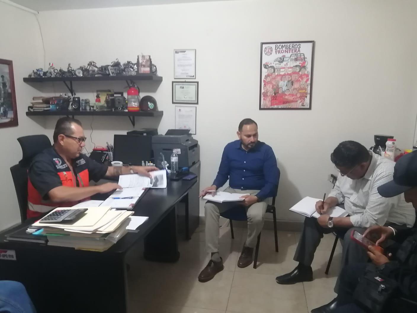 Se reúnen autoridades de SP y PC con Telmex
