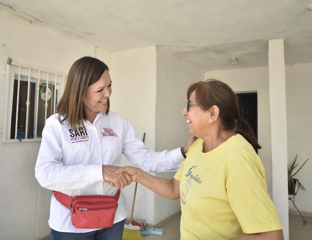 Ofrecerá Sari Pérez becas para mujeres