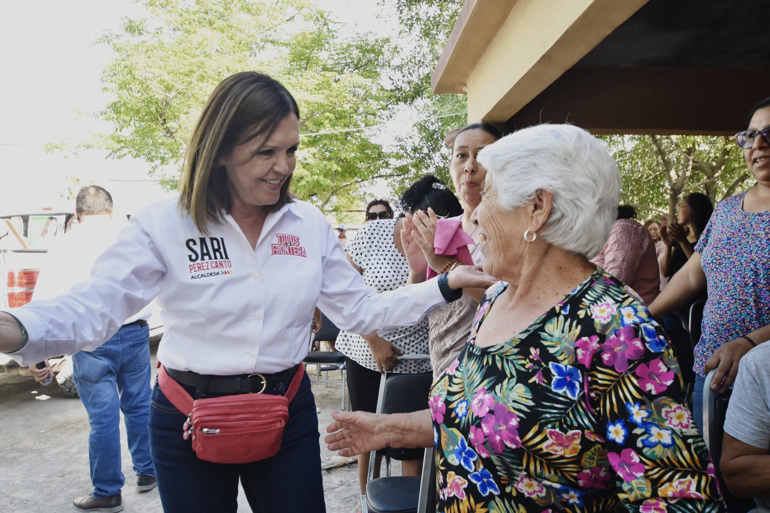 Visita los ejidos de Frontera la candidata de las mujeres