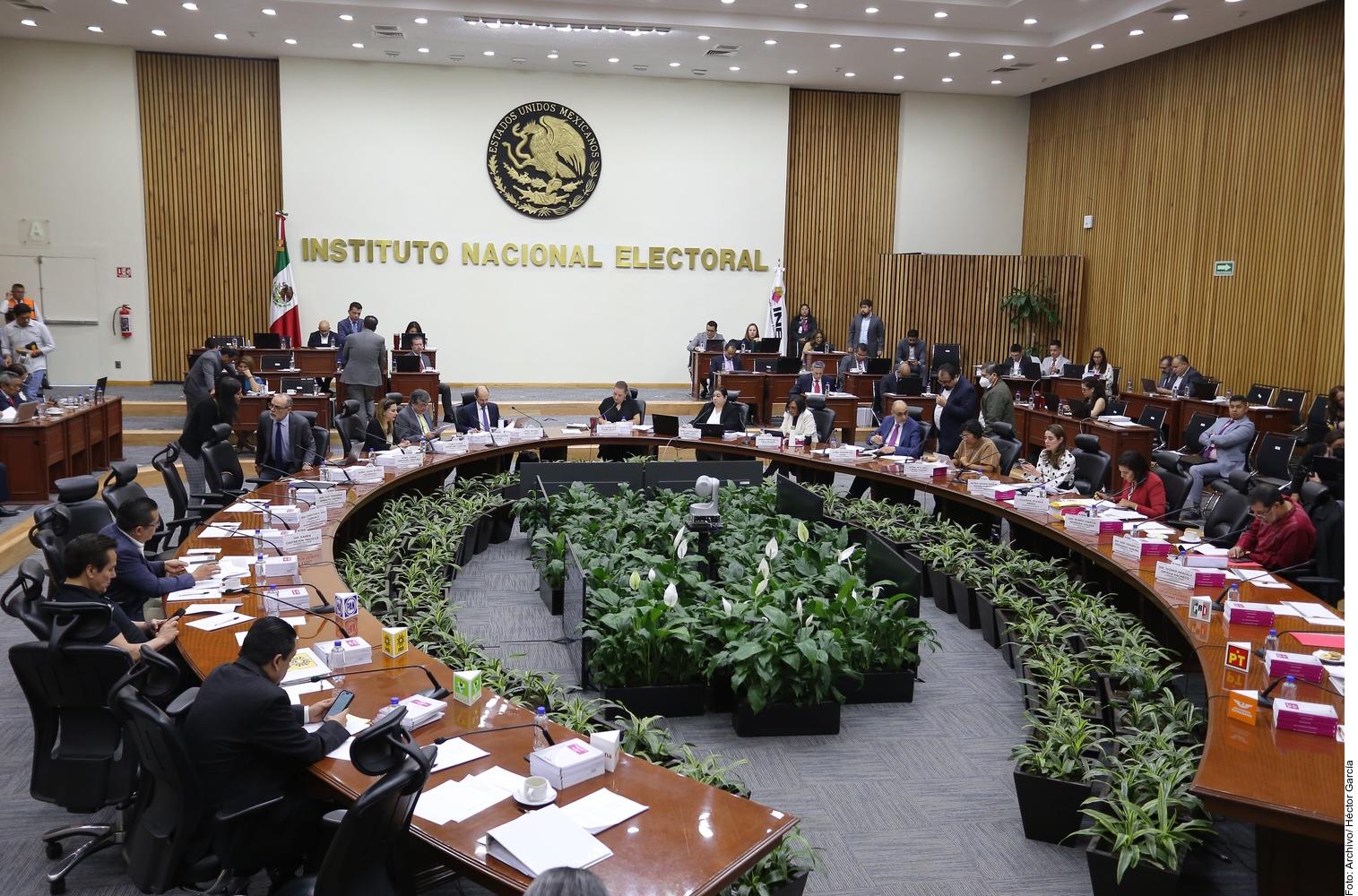 Reclaman exclusión de INE en extranjero