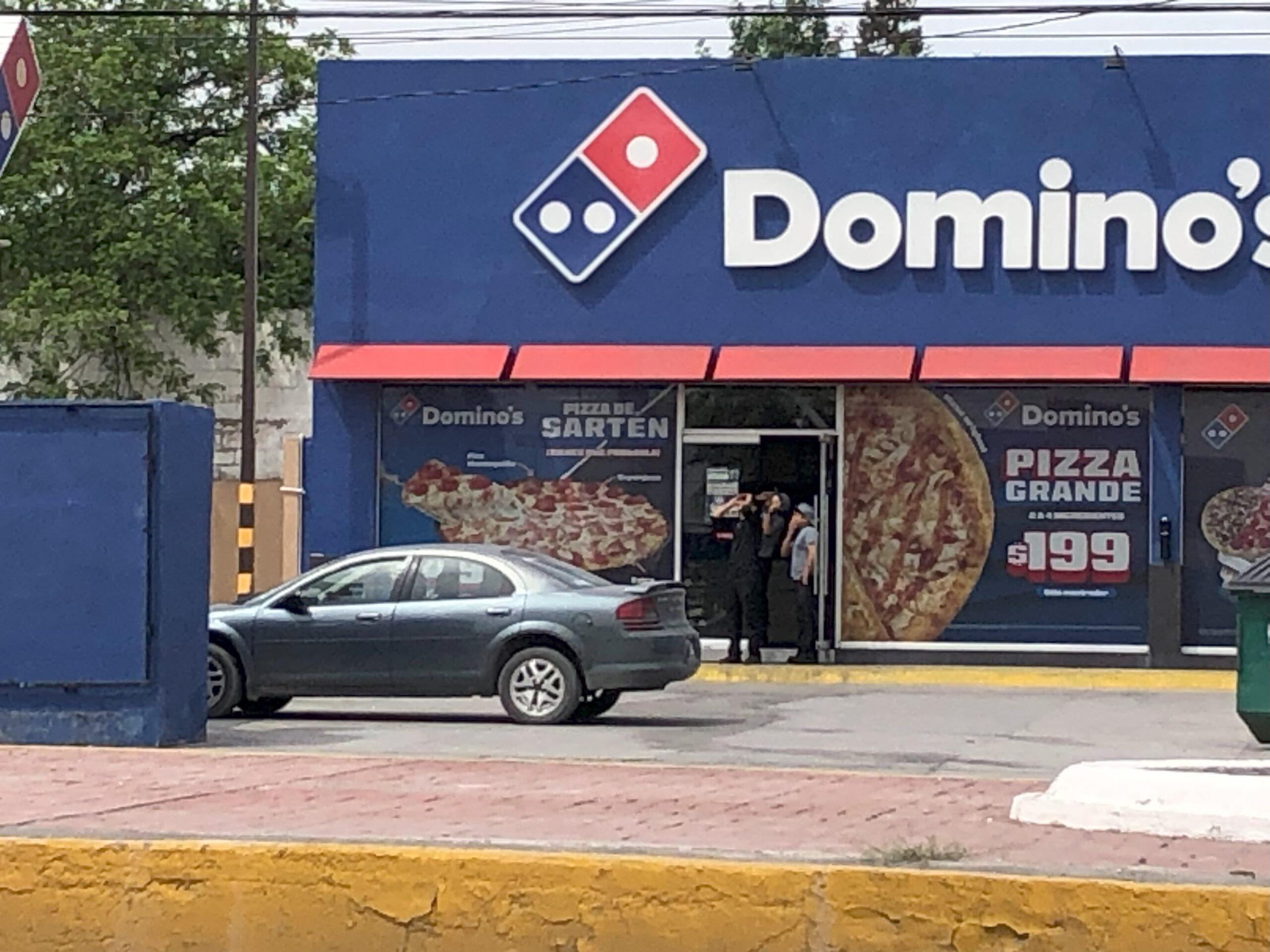Desde banquetas o patios; cualquier lugar fue bueno