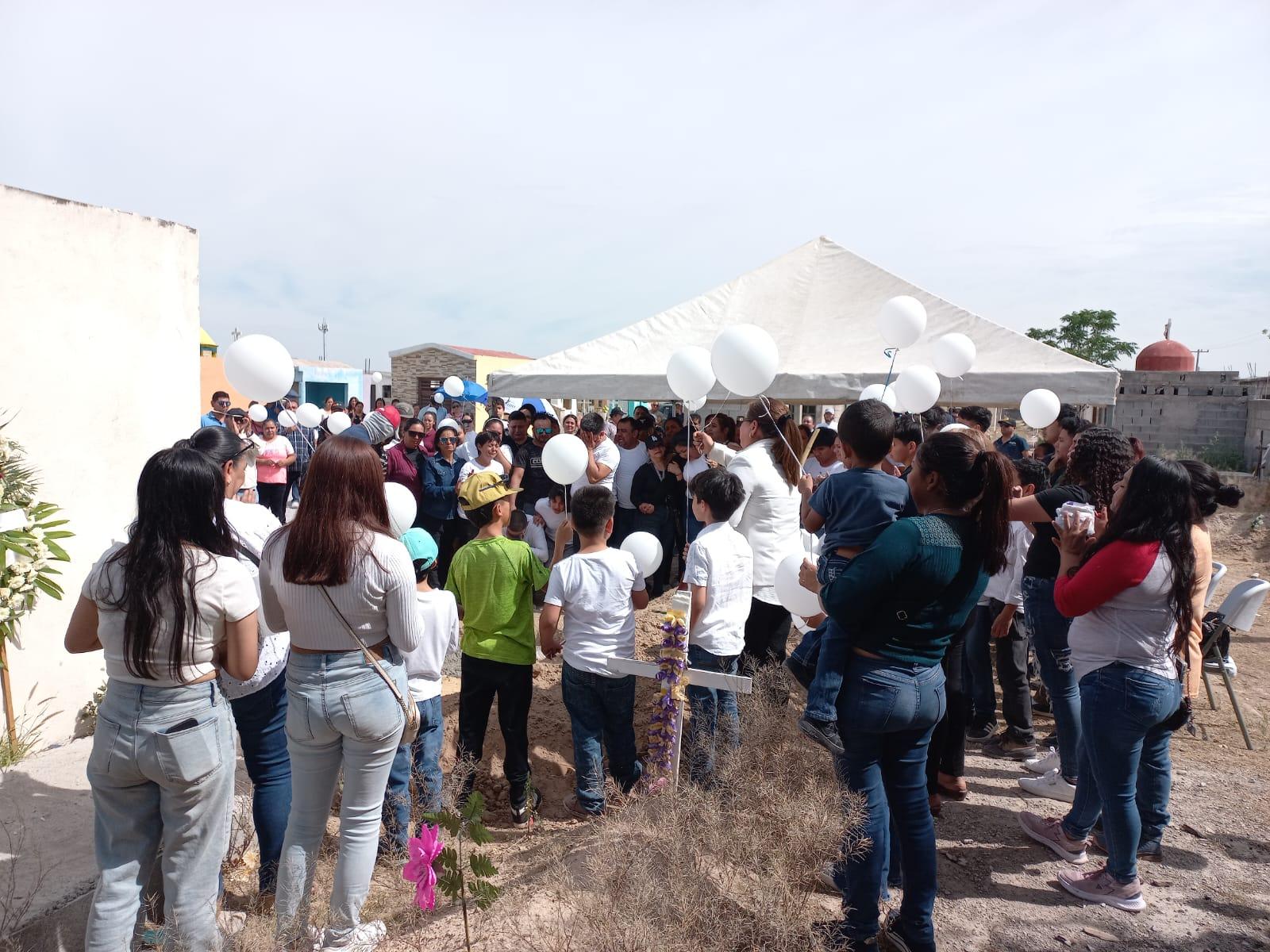 Conmovedor adiós a pequeño valiente