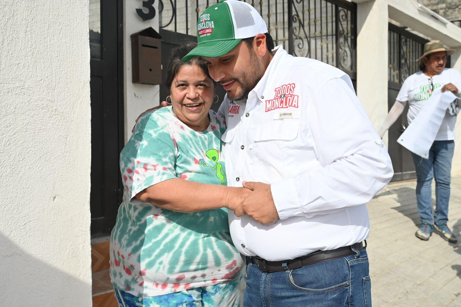 Aumenta confianza en Carlos Villarreal