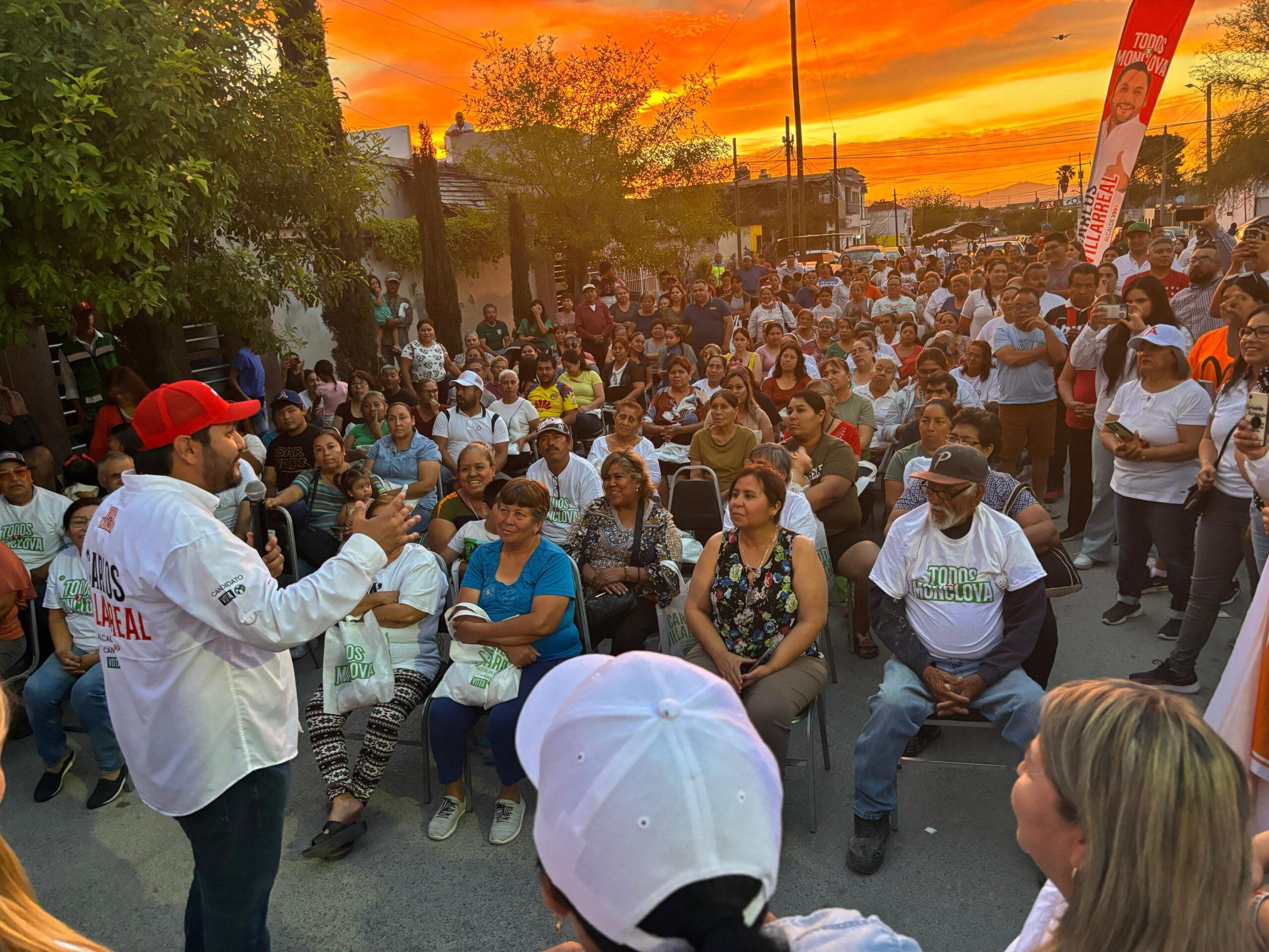 Multitudinario respaldo recibe Carlos Villarreal 