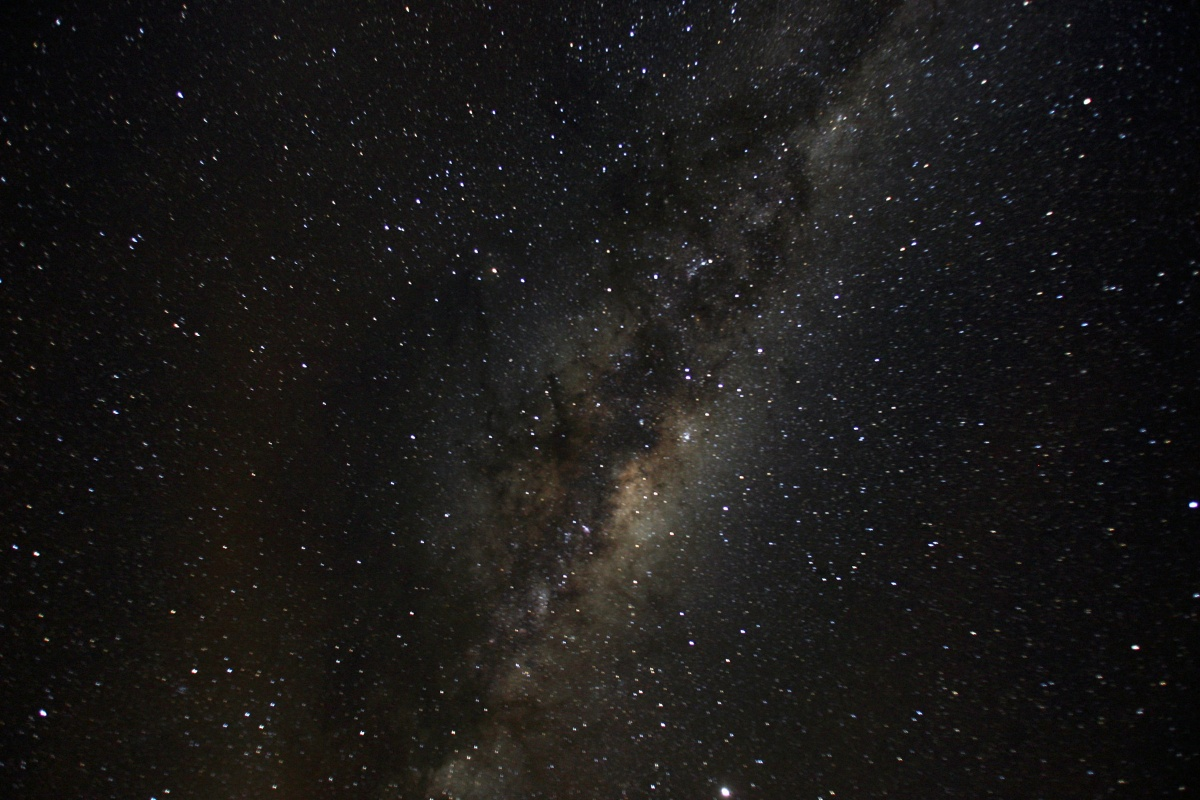 Astrónomos detectan el segundo mayor agujero negro de la Vía Láctea