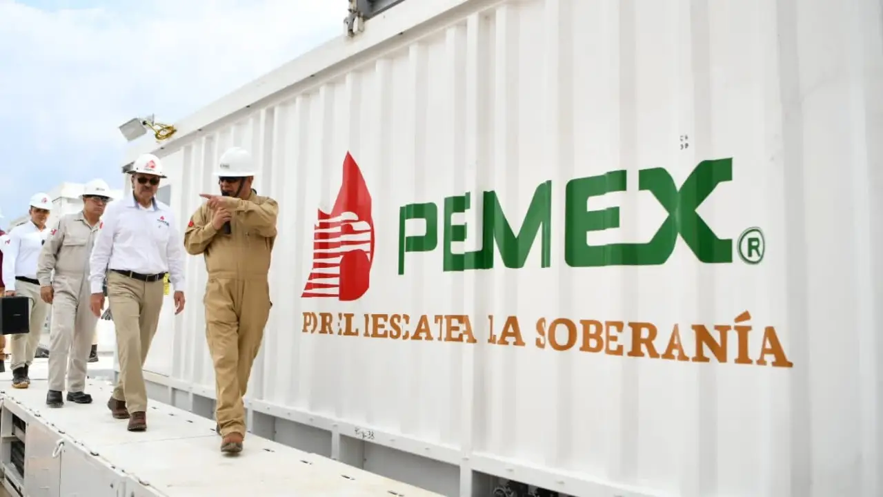 Deuda de Pemex con proveedores sube 17.3% en marzo