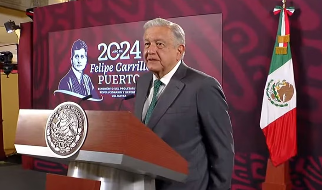 Omite AMLO veda y ataca a Oposición
