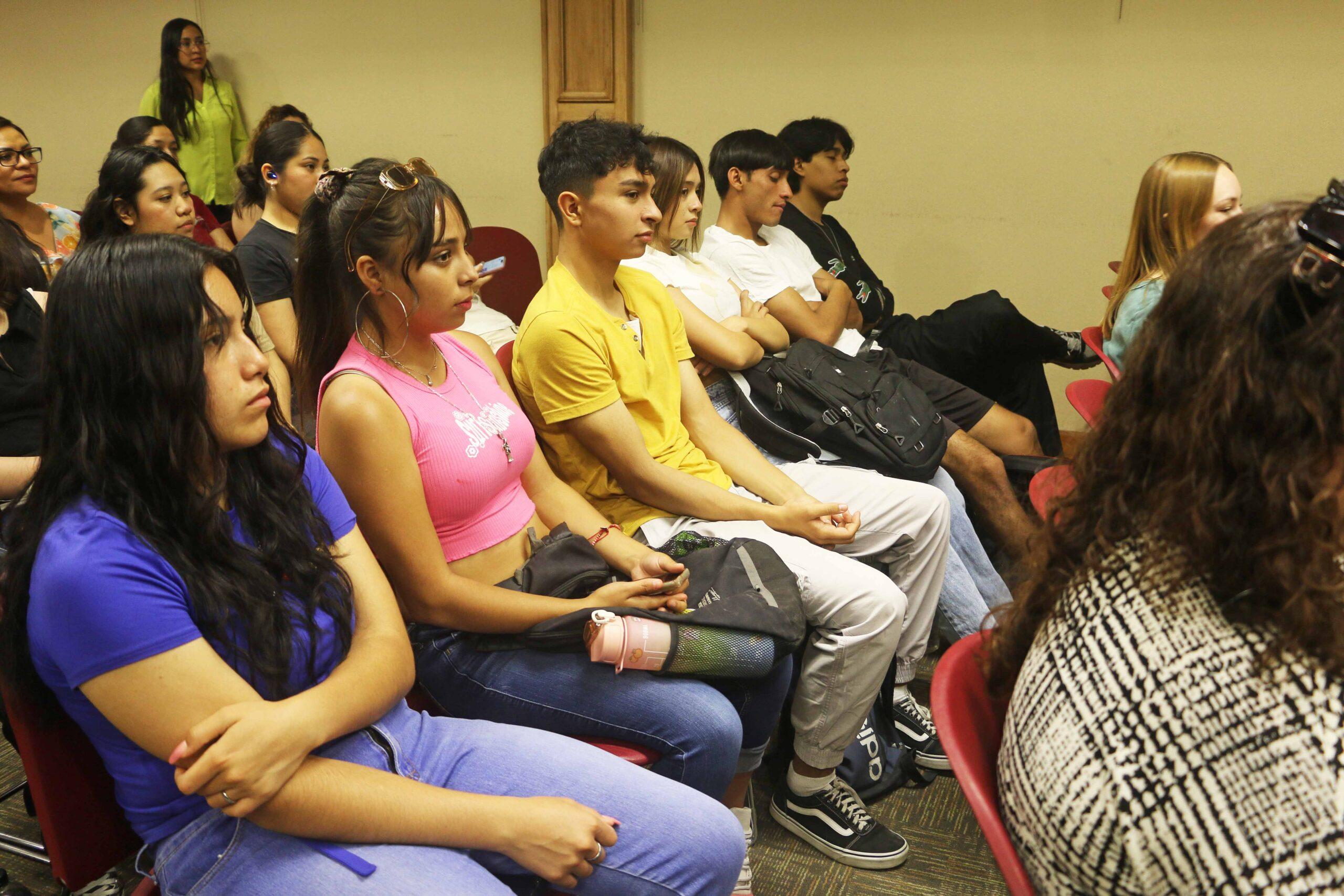 Realiza IDEA Foro “Jóvenes de Éxito”