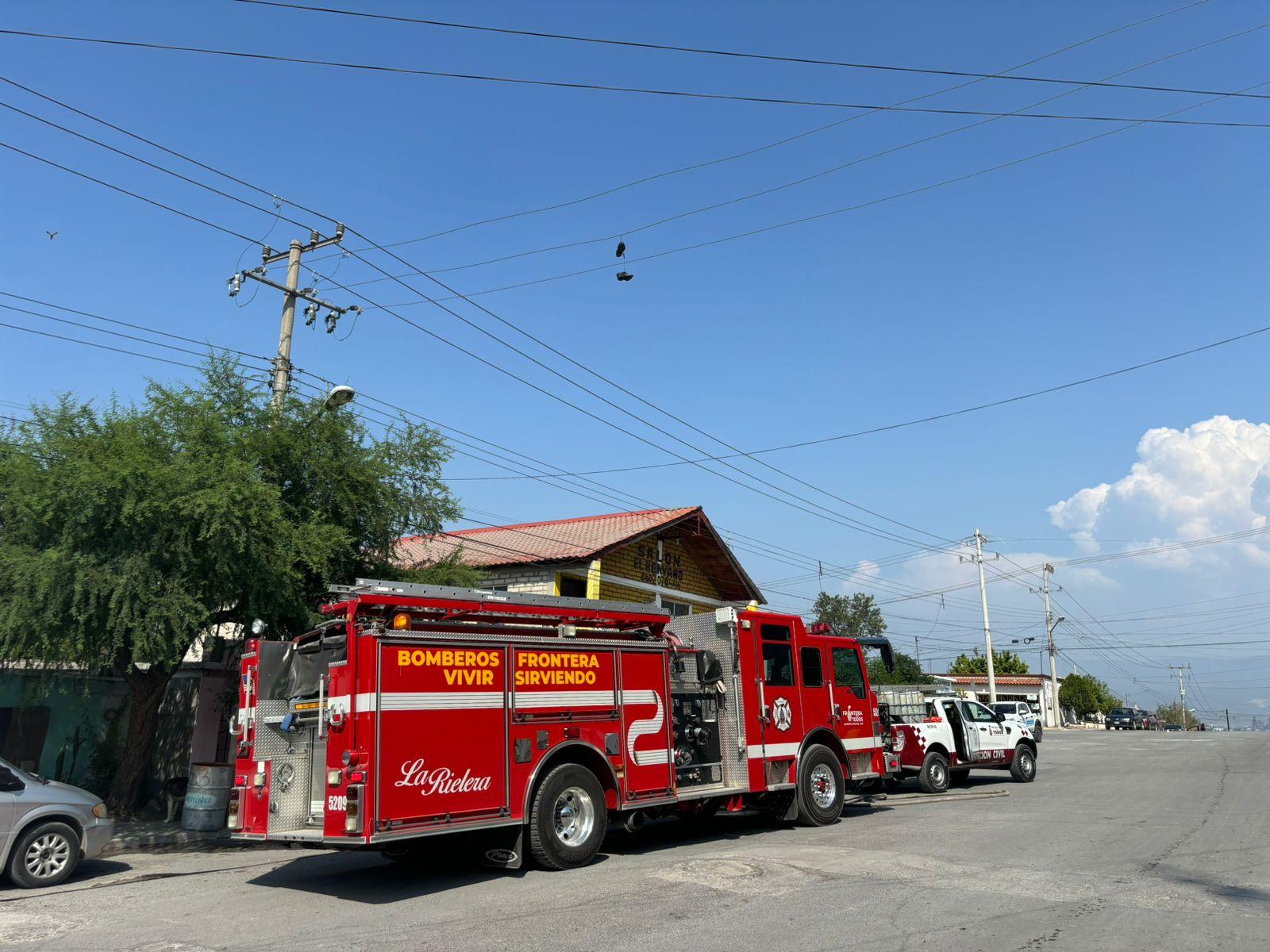 Reportan incendio en casa habitación