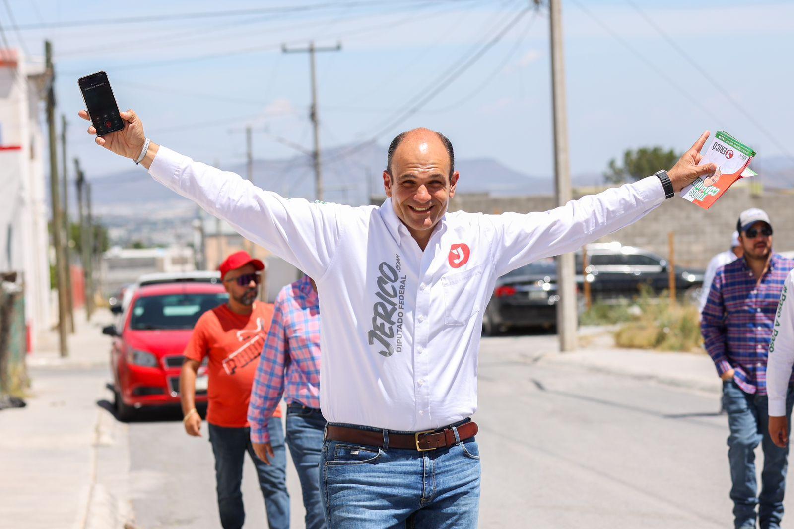 Promete tarifas de luz dinámicas