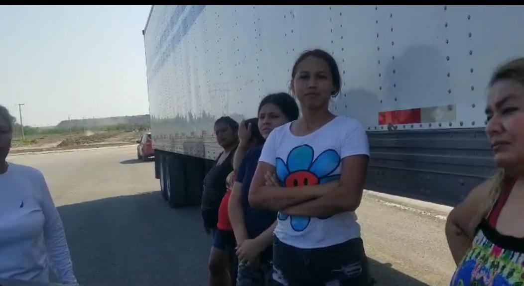 Bloquean acceso a colonia Del Bosque