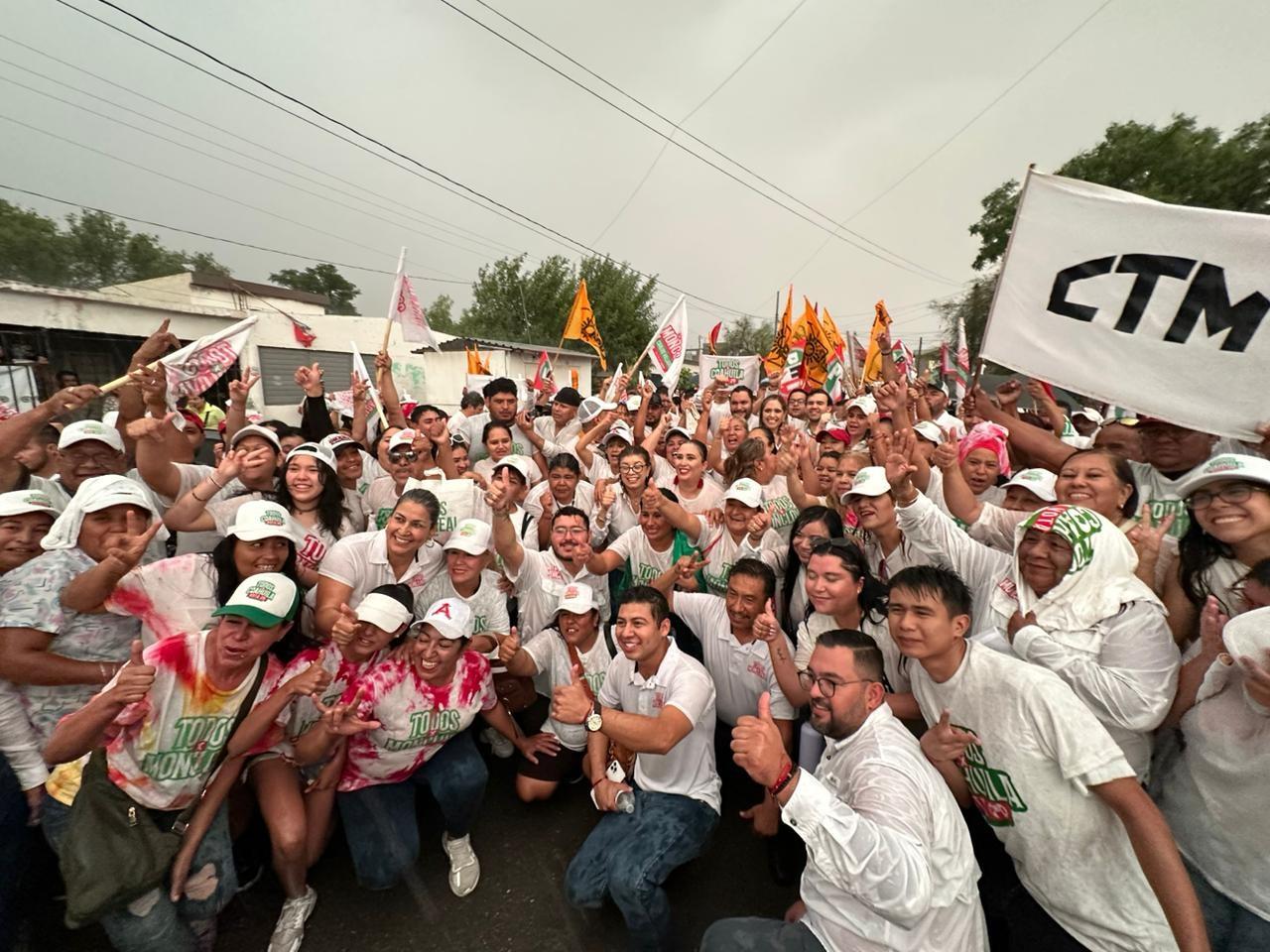 Vamos todos por Monclova: Carlos