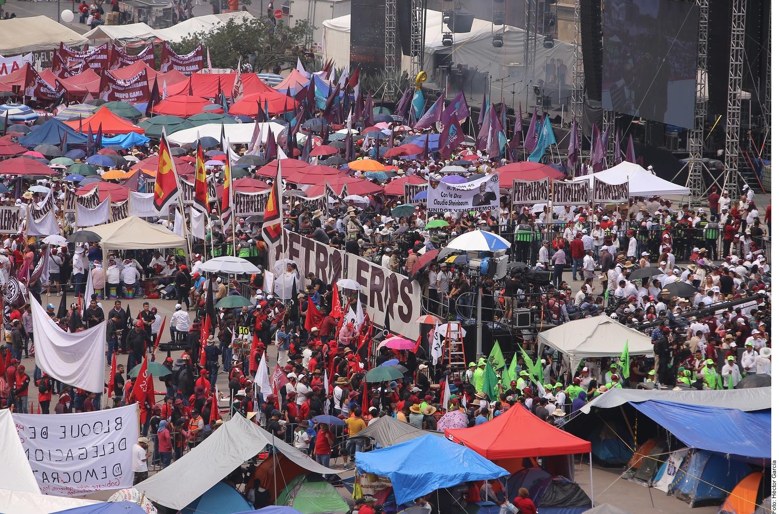 Se queda CNTE un cuarto de plaza