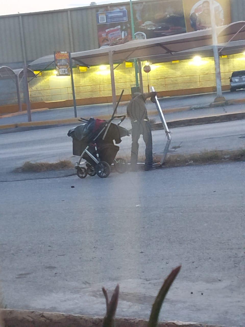 Se “encuentra” chatarrero con señalamiento gráfico