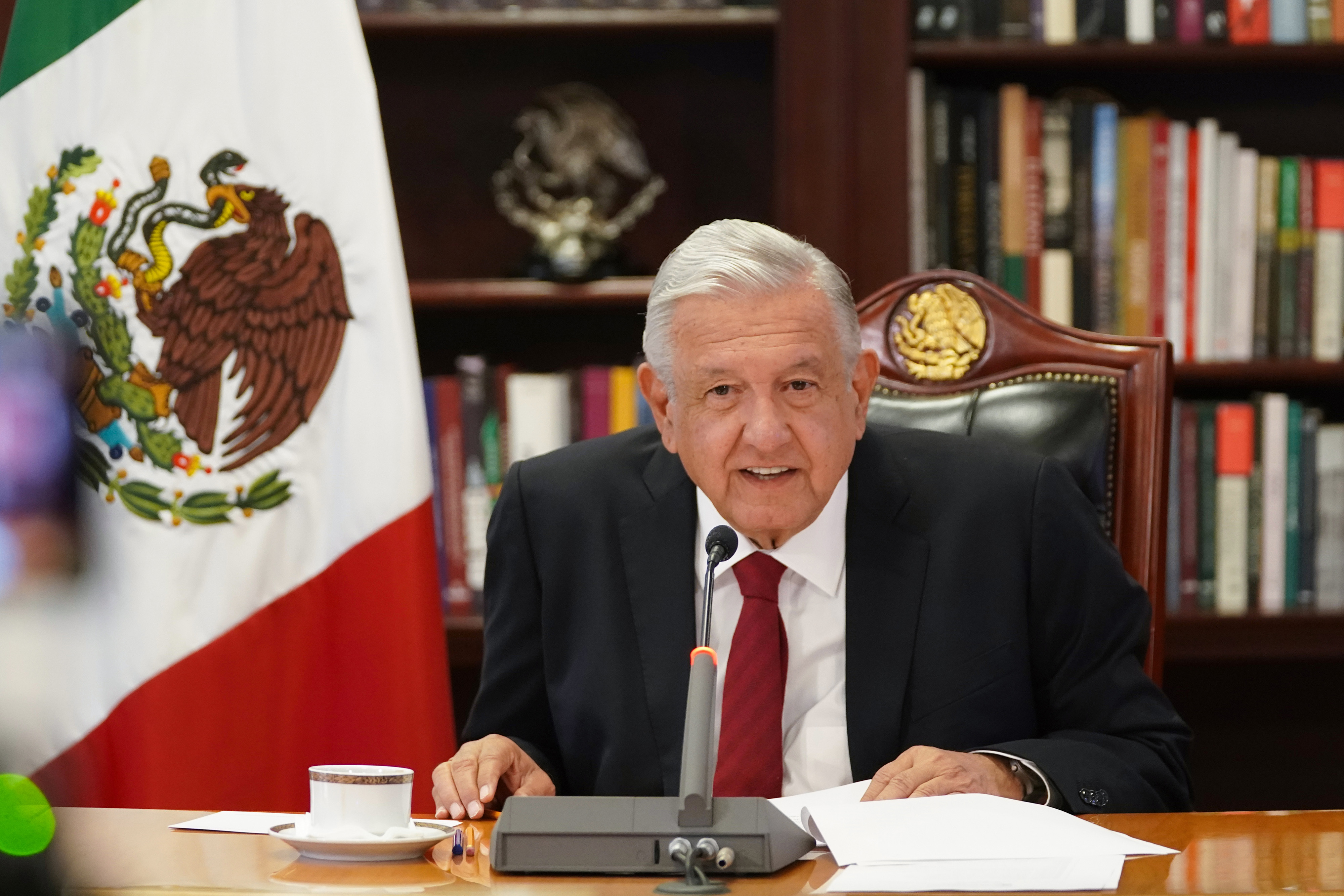 AMLO Felicita por 10 días sin interrupción de servicio A LA CFE