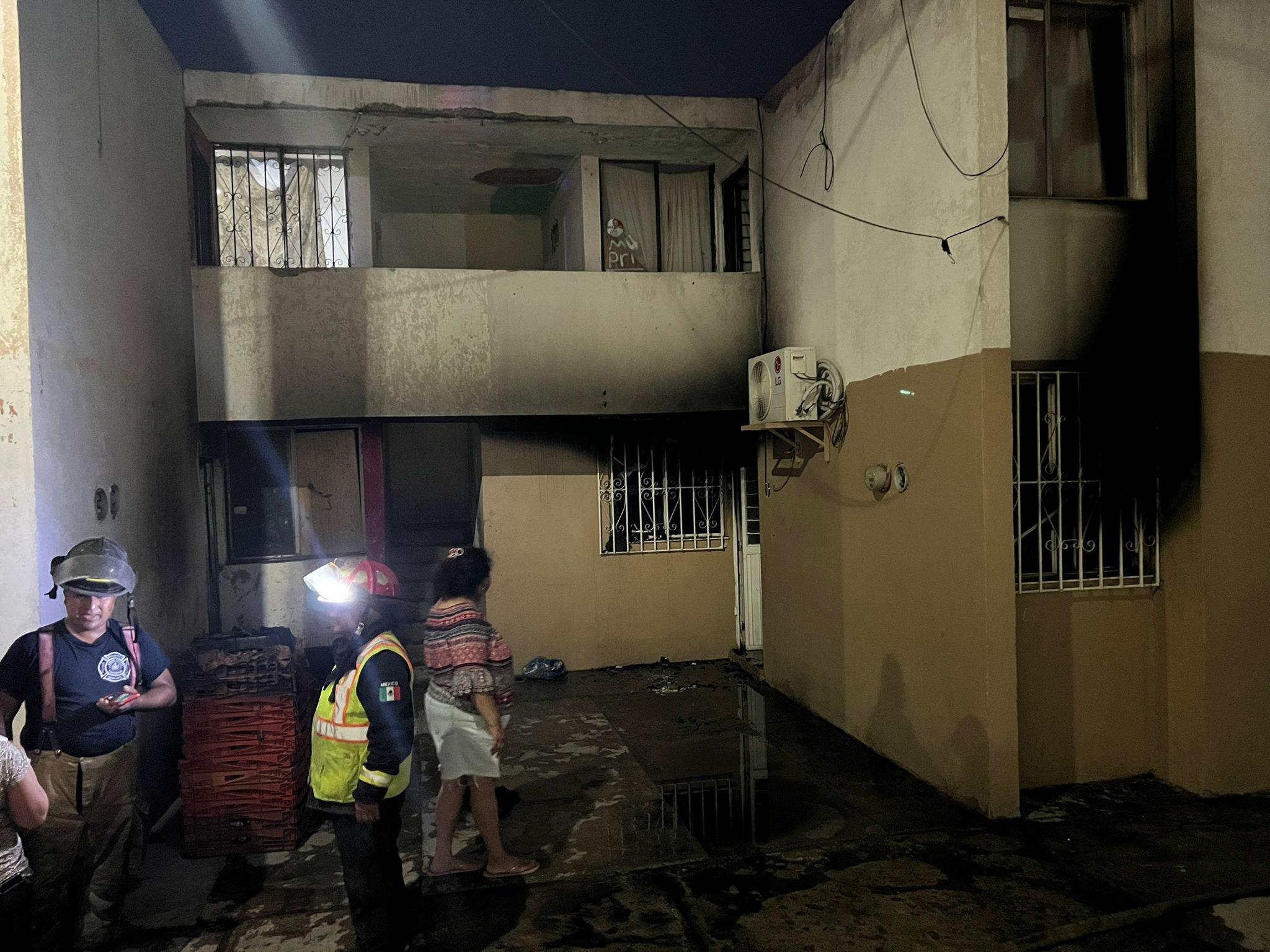 Causa corto circuito incendio de vivienda