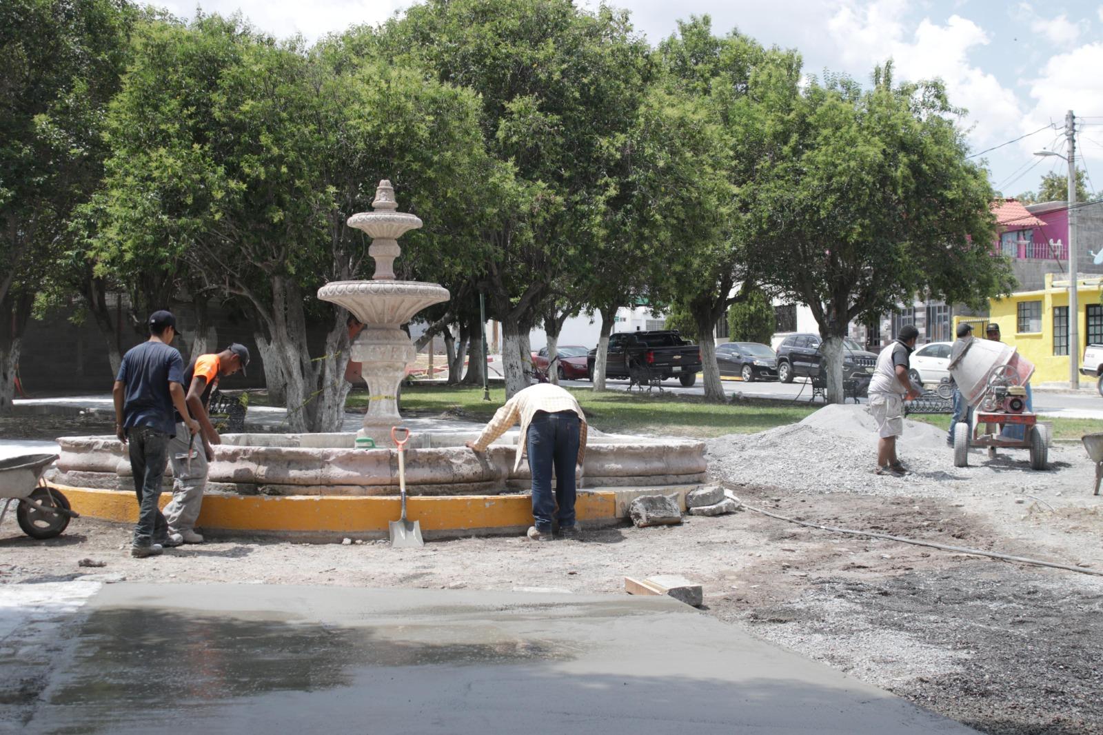 Supervisa Fernando rehabilitación de Plaza