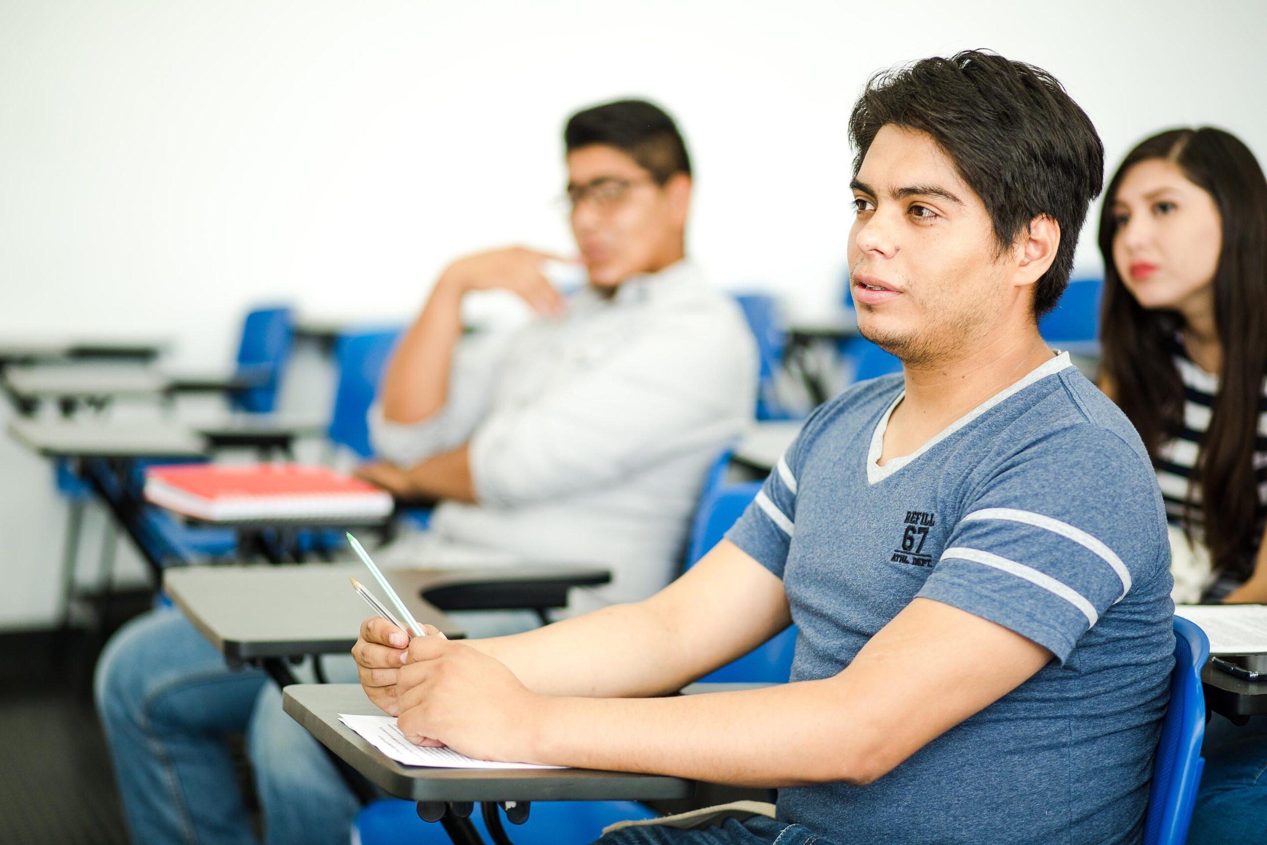 Otorgará UAdeC becas de inclusión
