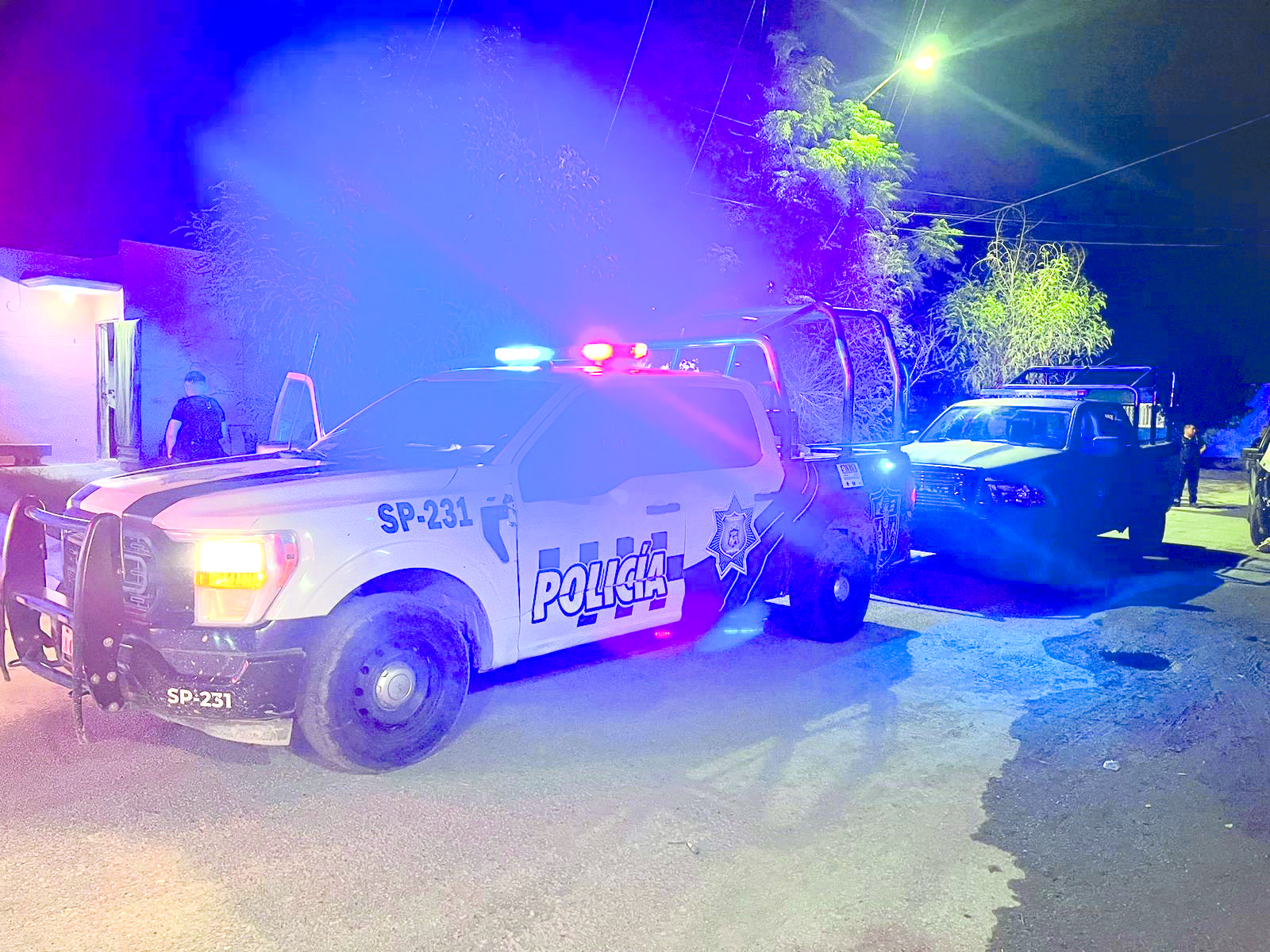 Amenazó niño con clavarse cuchillo