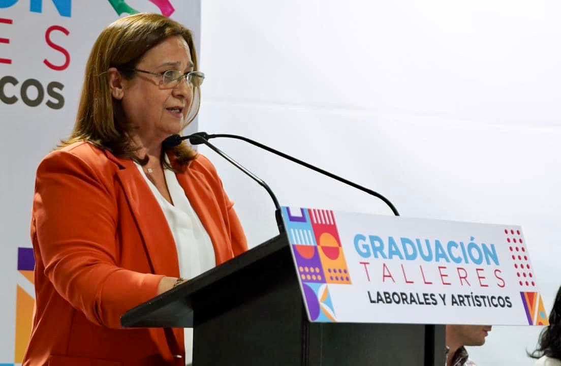 Gradúa DIF Saltillo 198 alumnos y alumnas de talleres