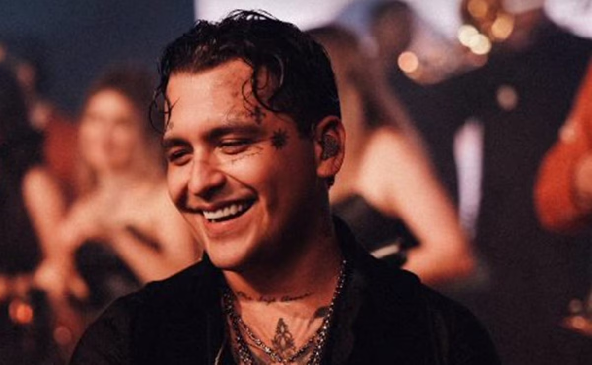 Con sold out, Christian Nodal arranca enamorado su gira en Europa