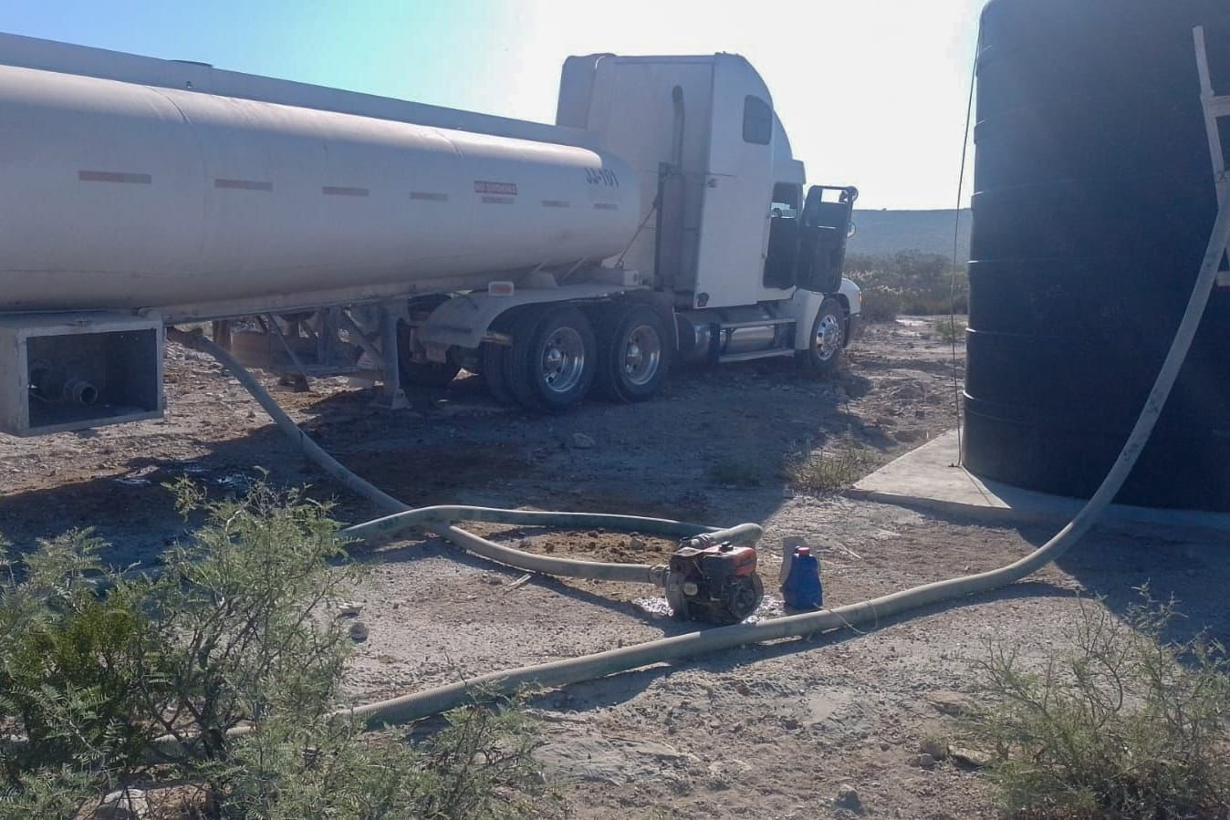 APOYA MUNICIPIO DE RAMOS ARIZPE A EJIDOS ANTE SEQUÍA