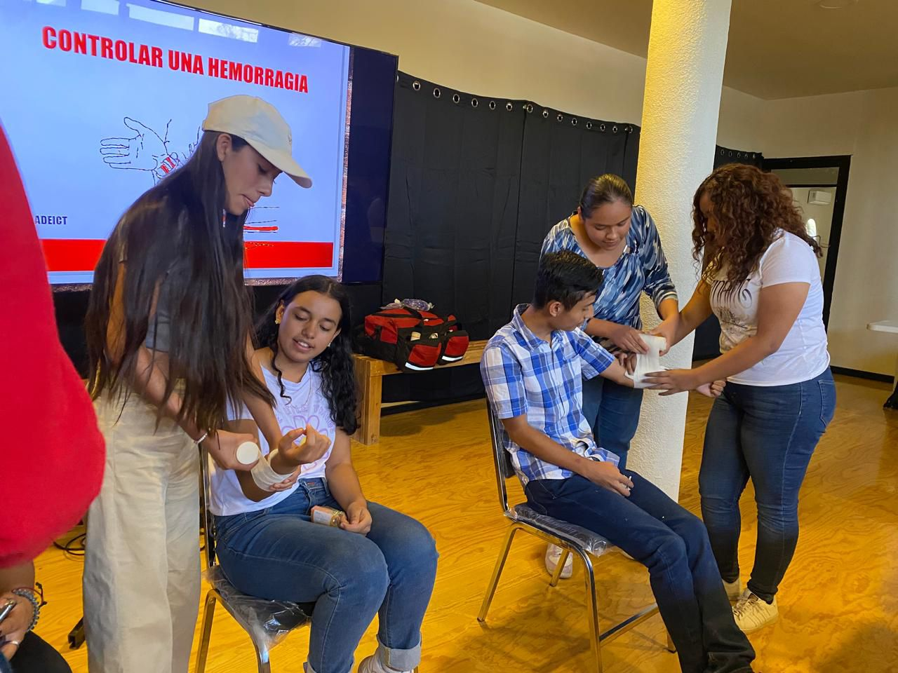 INVITAN A ESTUDIANTES DE RAMOS ARIZPE A HACER SERVICIO SOCIAL EN PRESIDENCIA MUNICIPAL