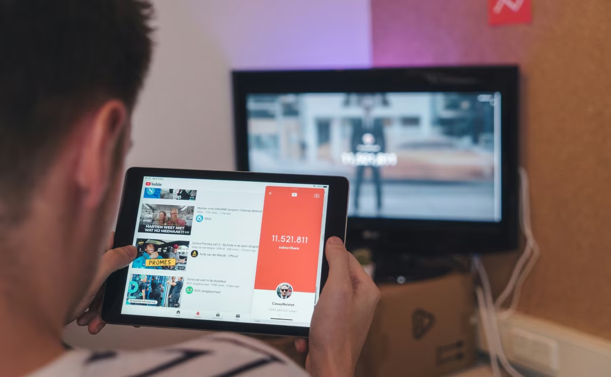 Nueva función de YouTube añadirá contexto a los videos