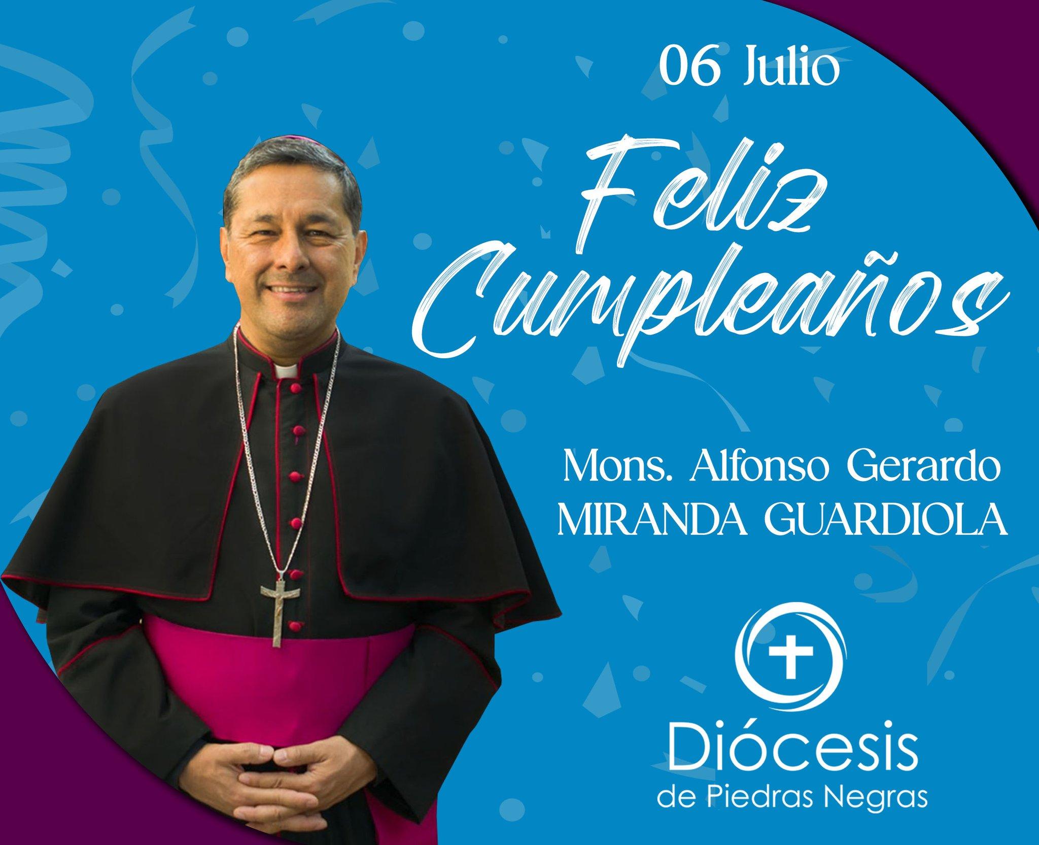 Celebra su cumpleaños Monseñor Alfonso Miranda