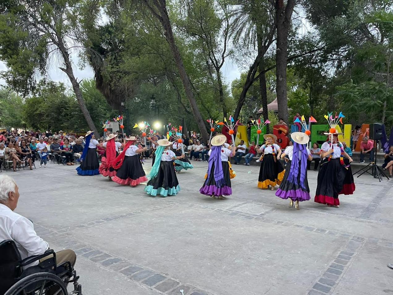 Presentan ballets danzas prehispánicas