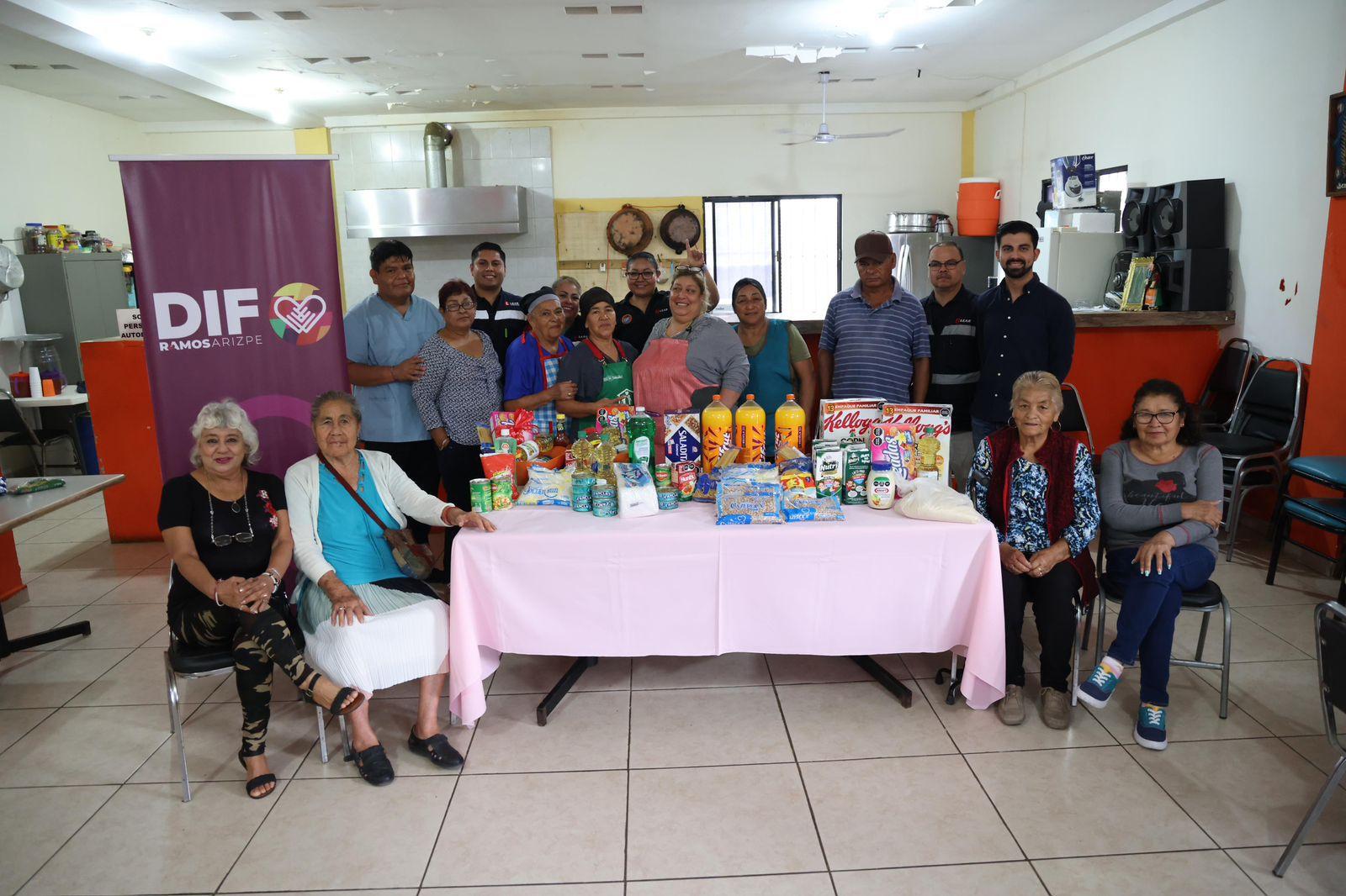 Recibe DIF Ramos donativo de LEAR