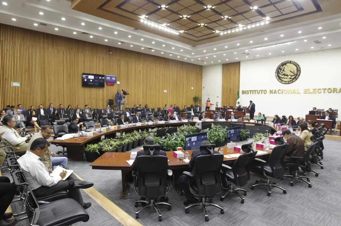 INE aprueba multas millonarias a partidos por irregularidades en proceso 2024