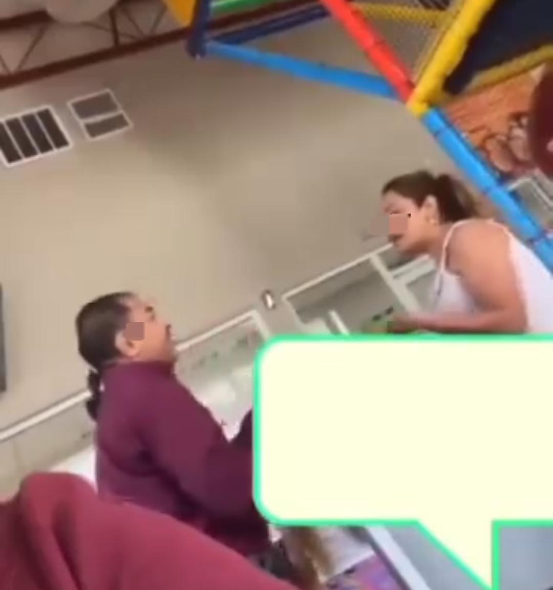 Padre da navaja a niña de 2 años