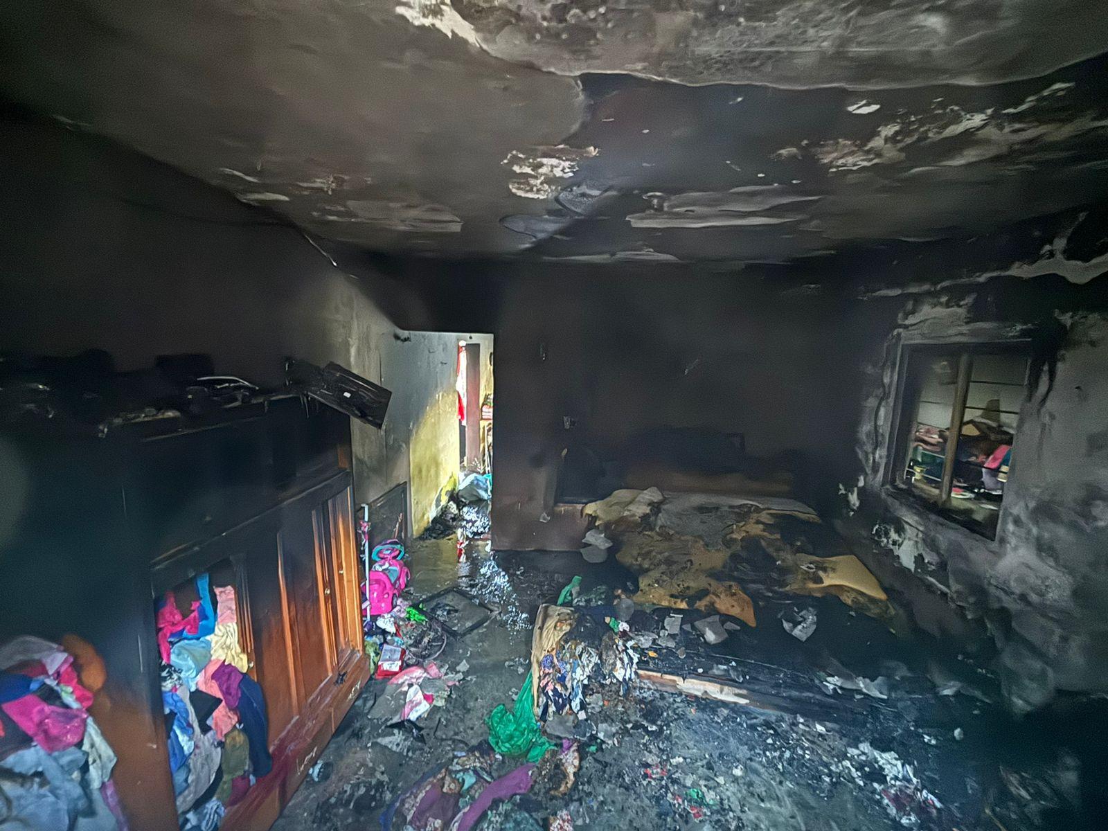 Se incendia casa y familia pierde todo