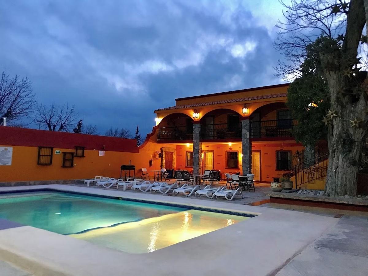 Reducen hoteleros de 4C tarifas de hospedaje