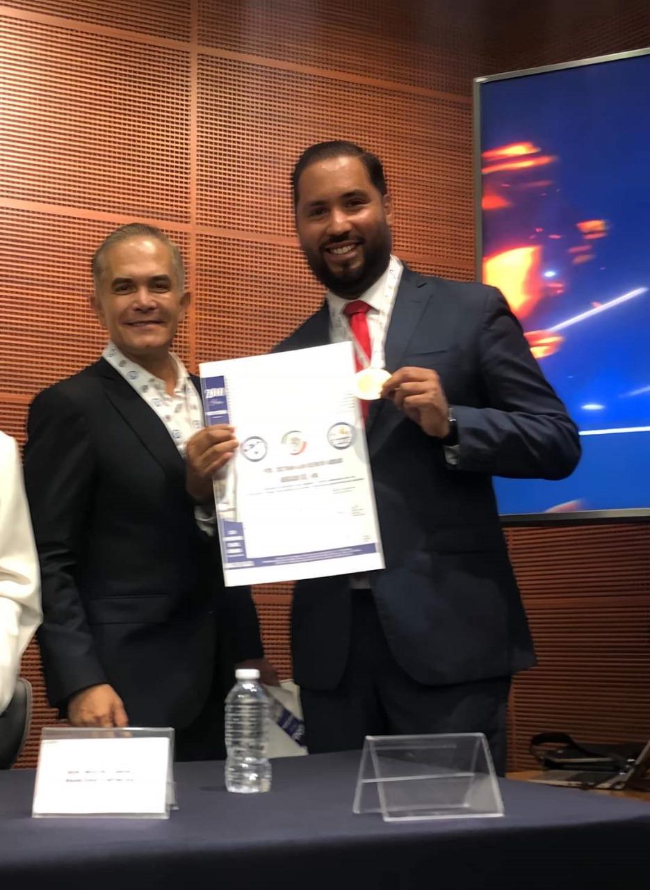Designan a parrense Abogado del Año 2024