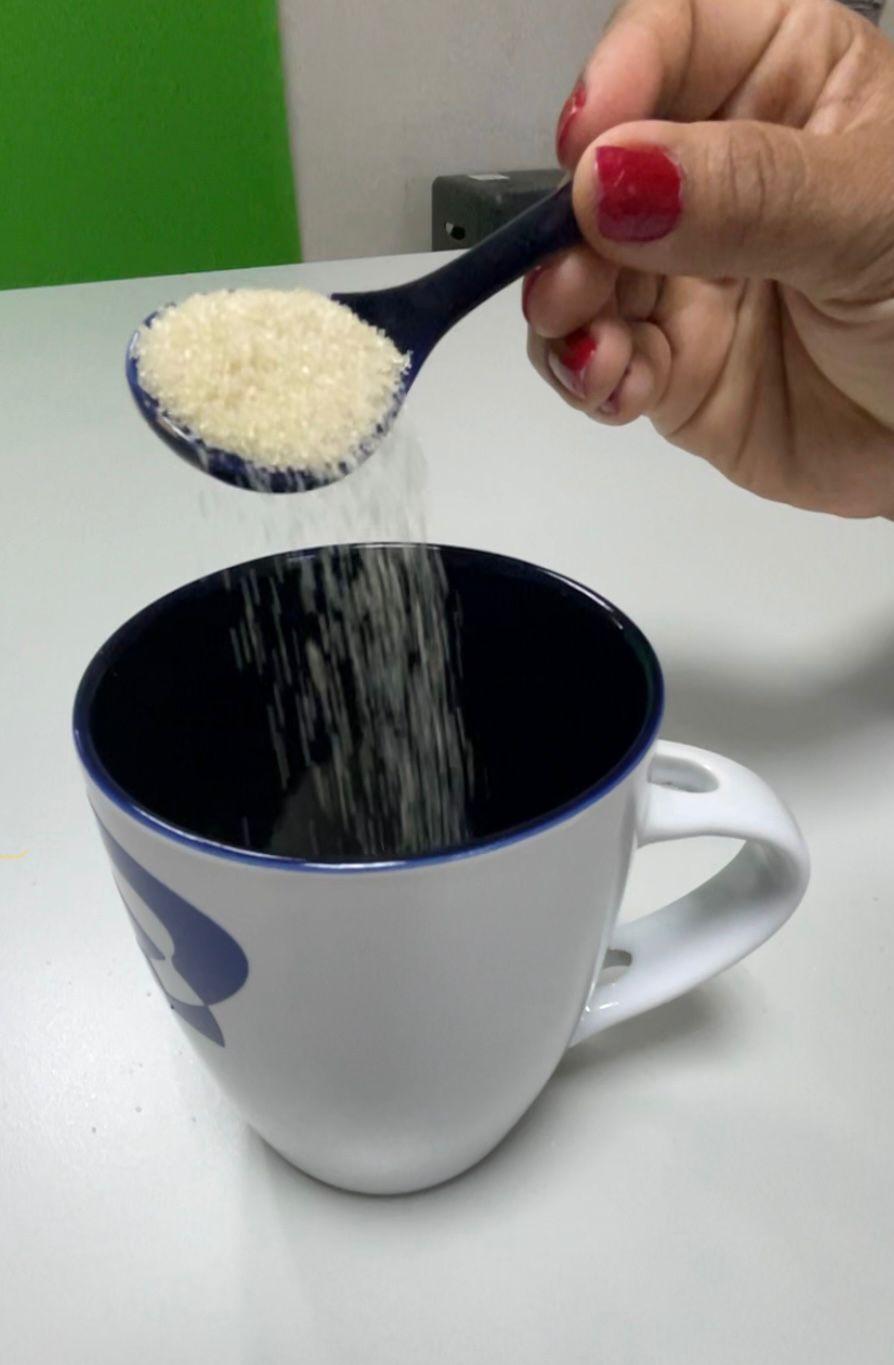 Modere consumo de sal y de azúcar