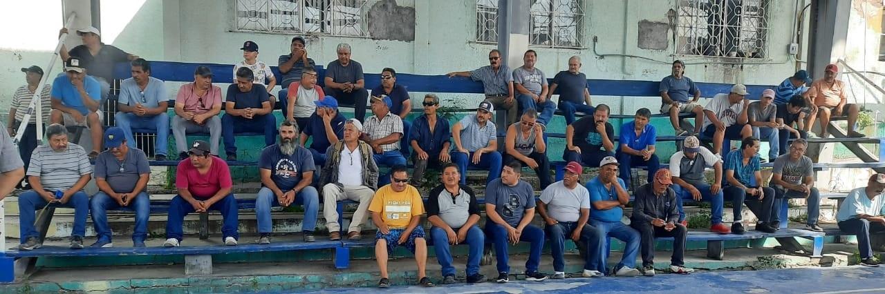 Dudan obreros de Leija y “su huelga”