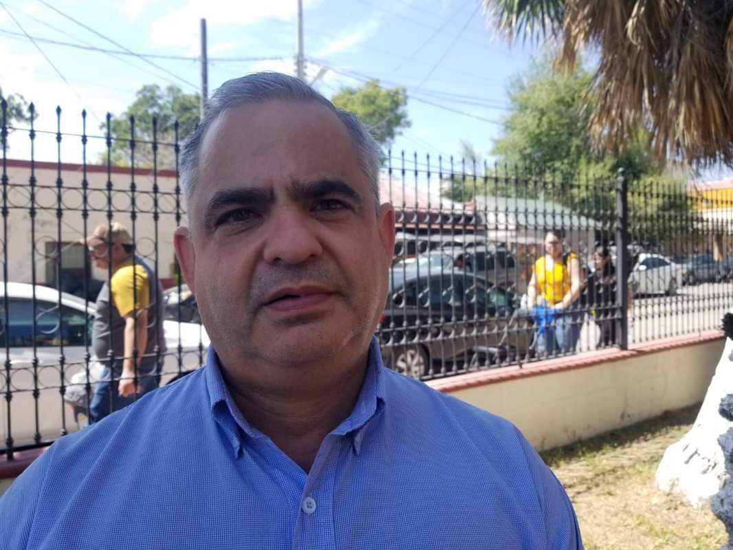 Realizan operativos de actualización vehicular
