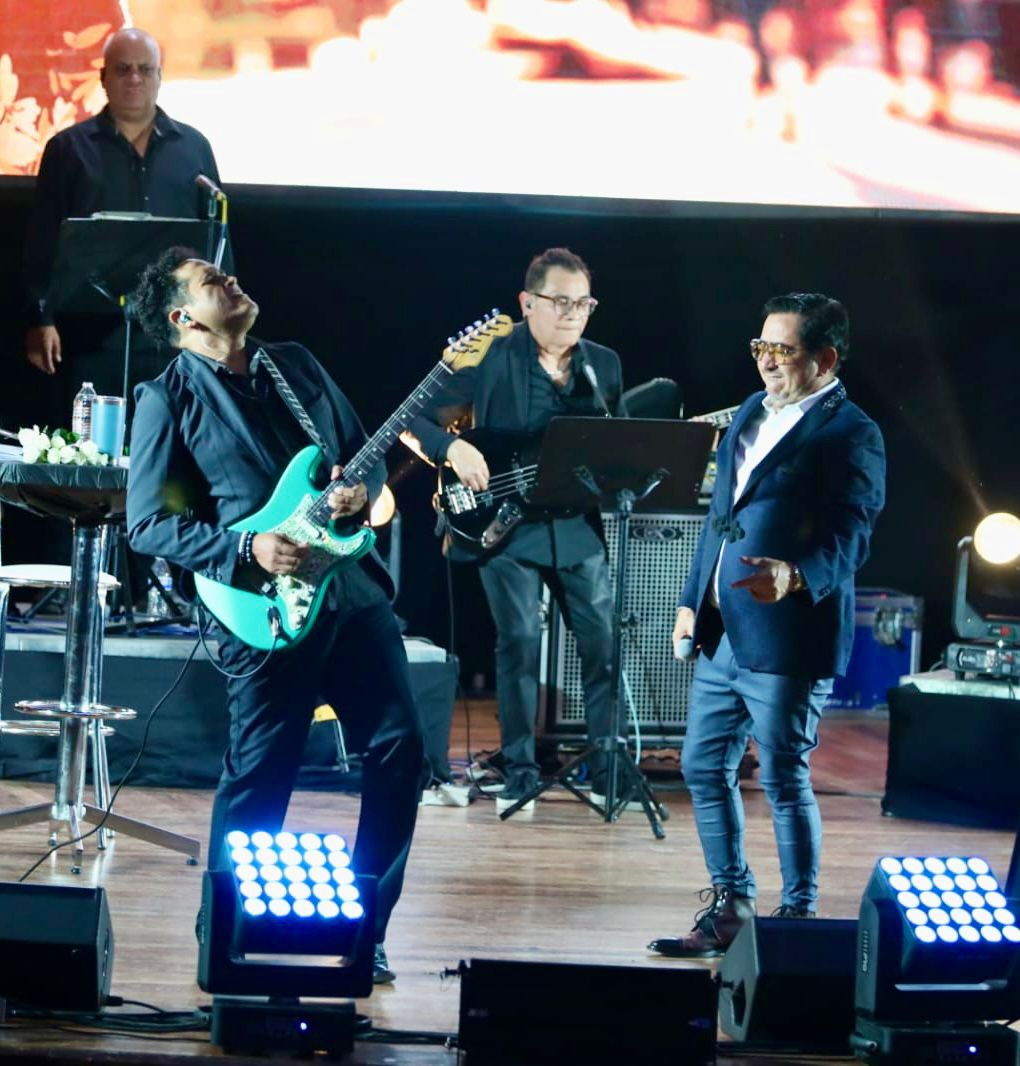 Sigue FINA con sus espectáculos; excepcional concierto de Carlos Macías en FINA 447