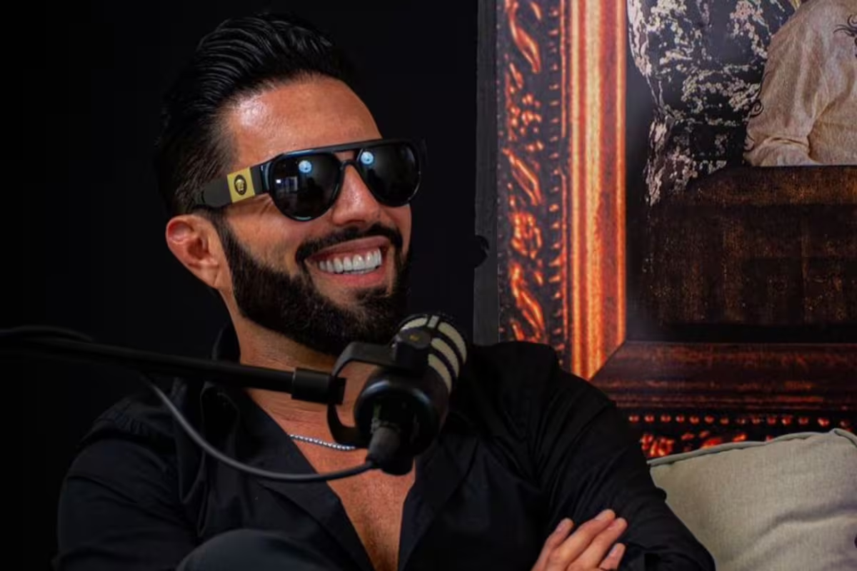 Poncho de Nigris explota al ser llamado ‘influencer’: “Soy empresario”