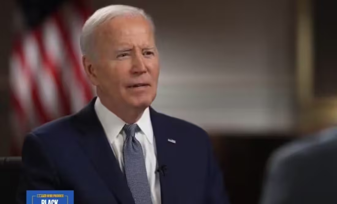 Joe Biden olvida el nombre de su secretario de Defensa y lo llama «el tipo negro»