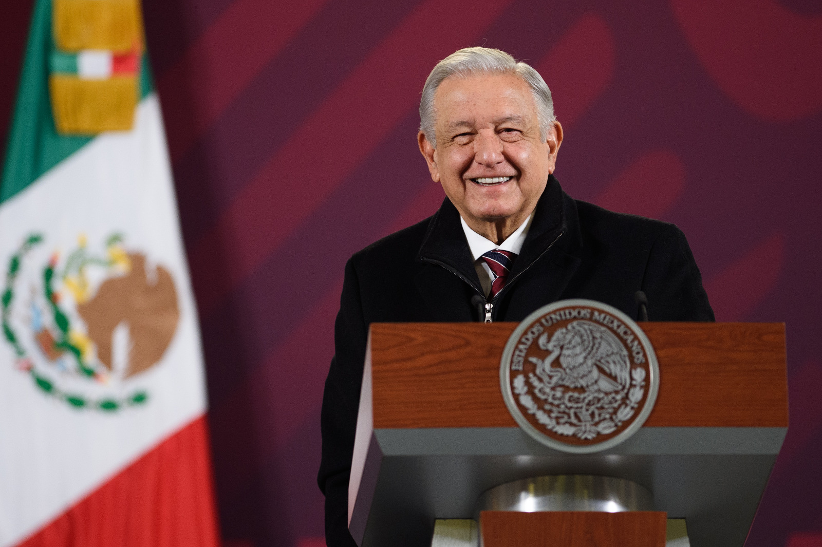 Retrasa PJ procesos fiscales, acusa AMLO