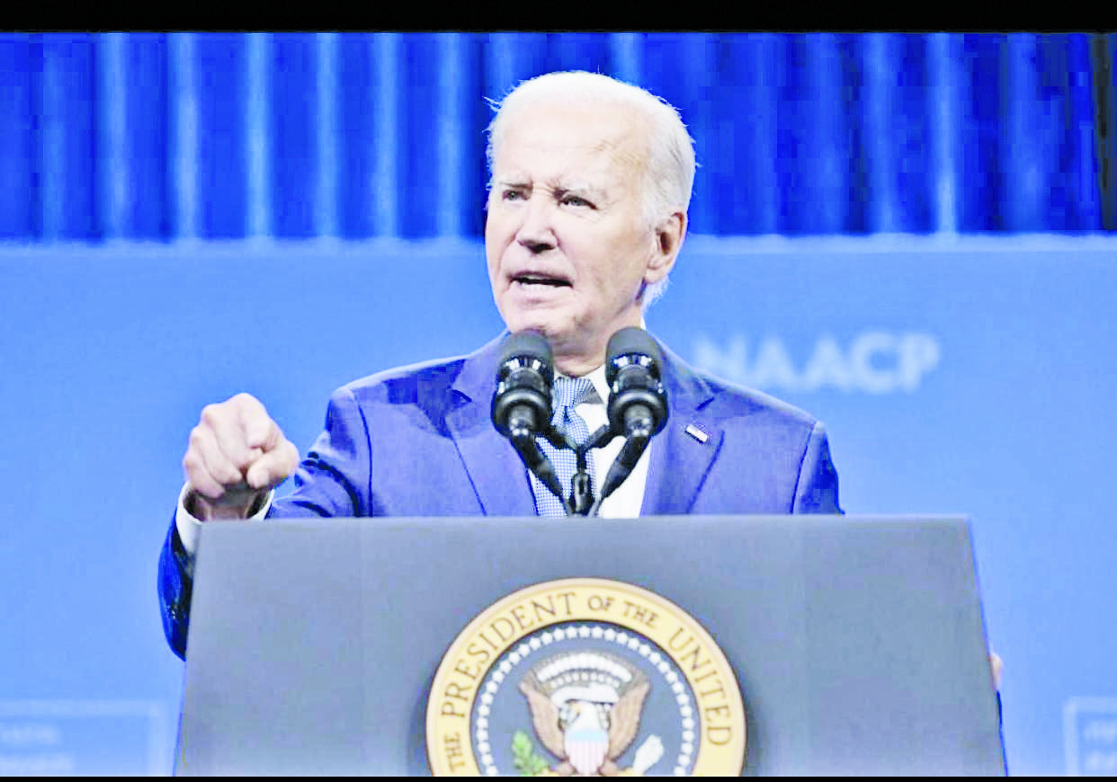 Reporta NYT: Biden considera dejar la carrera presidencial