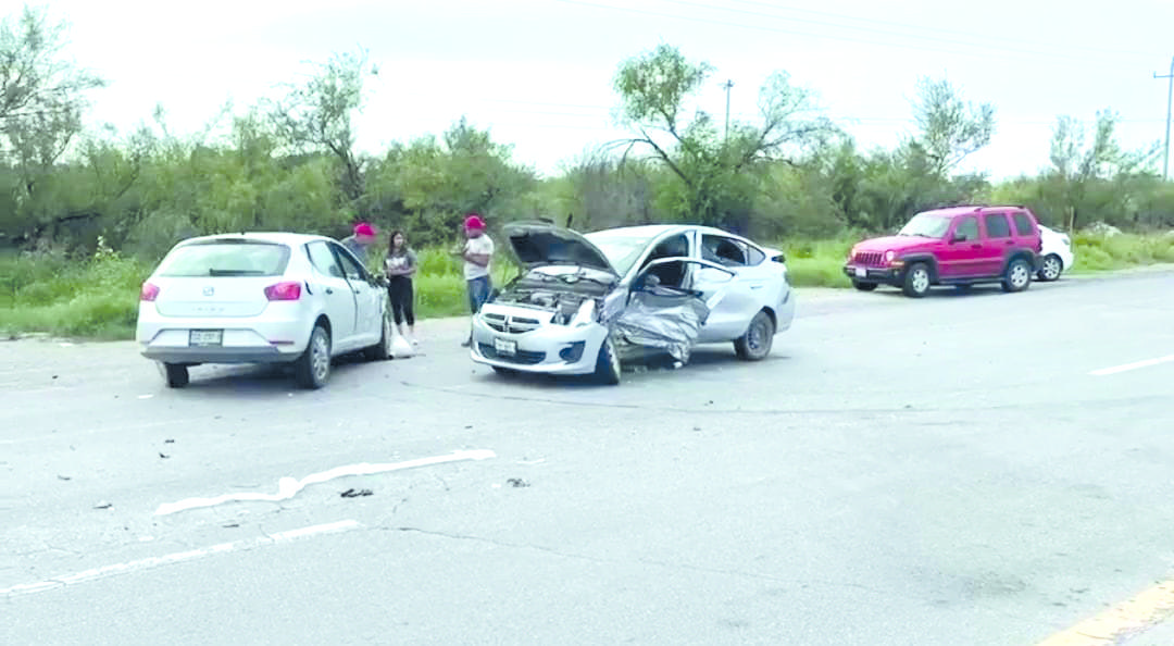 Tres lesionados en accidente vial