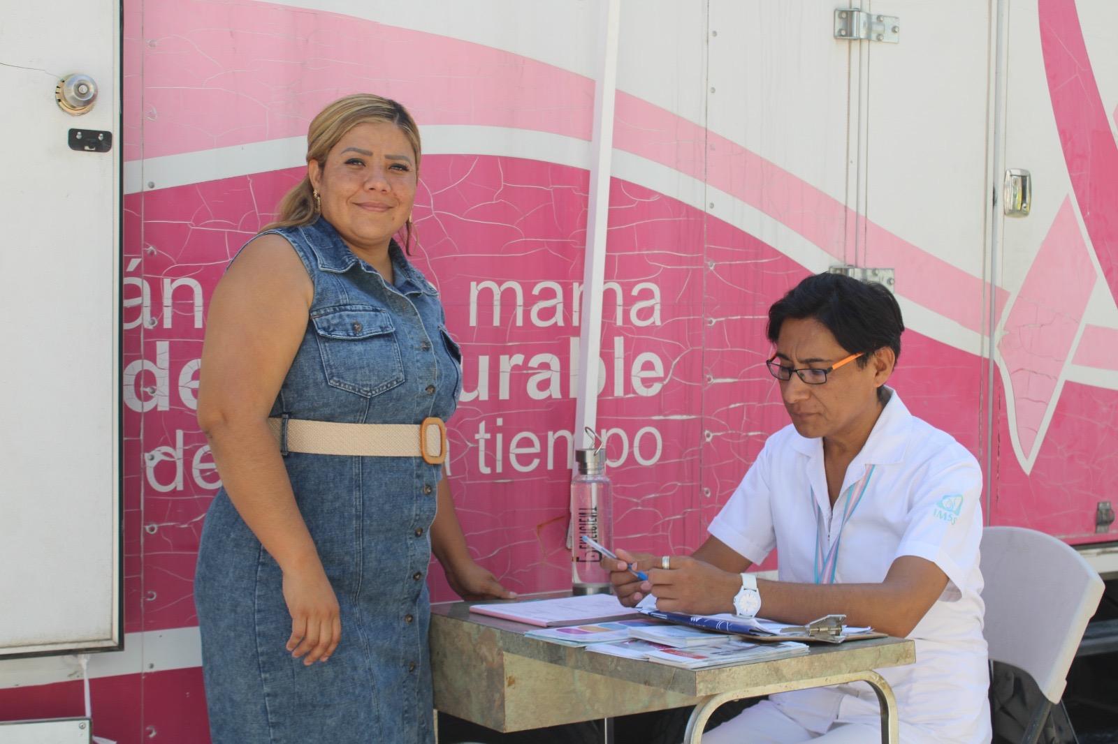 ASISTEN A BRIGADA MASTOGRAFÍAS