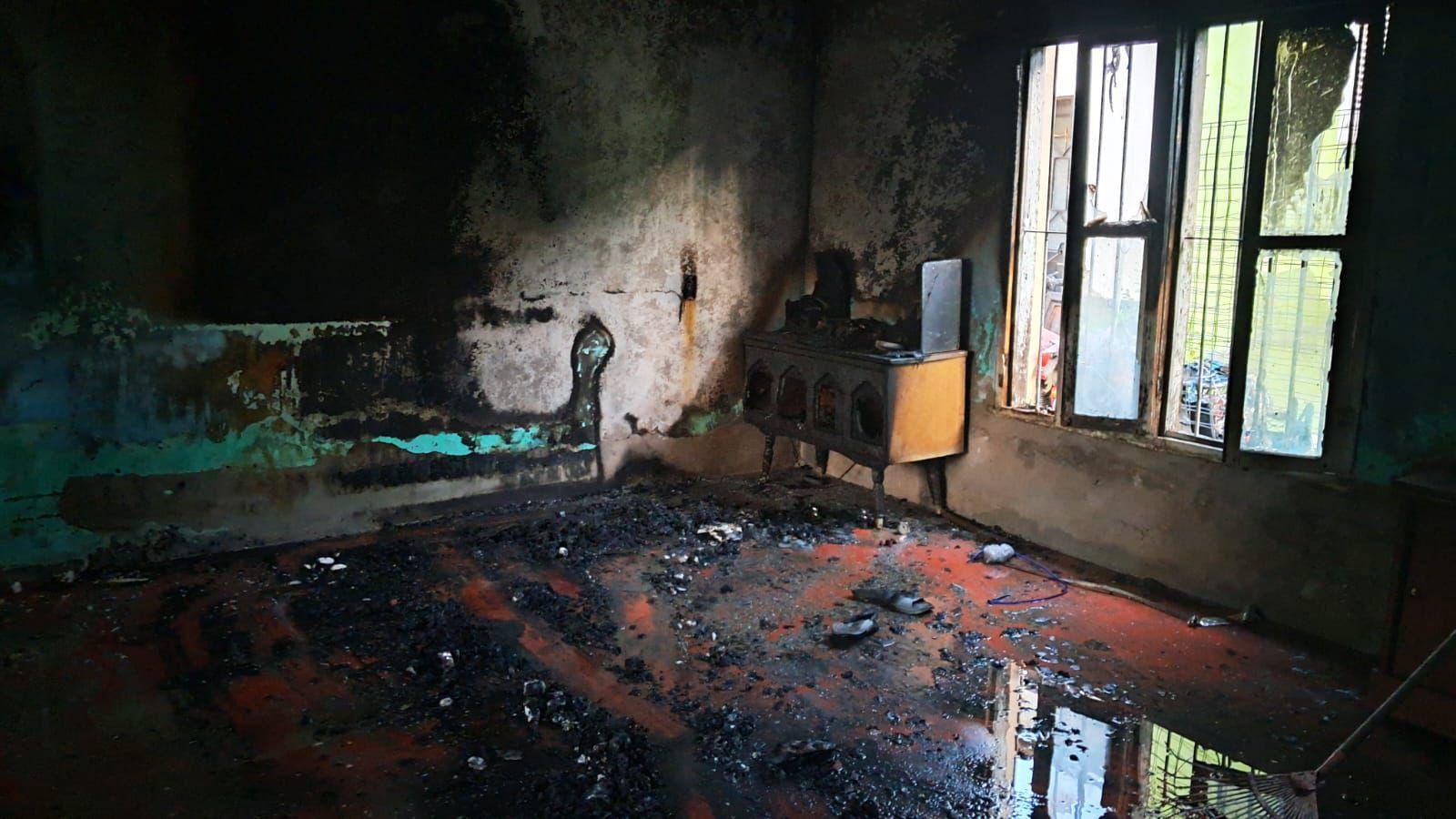 Salva menor a su abuela de incendio
