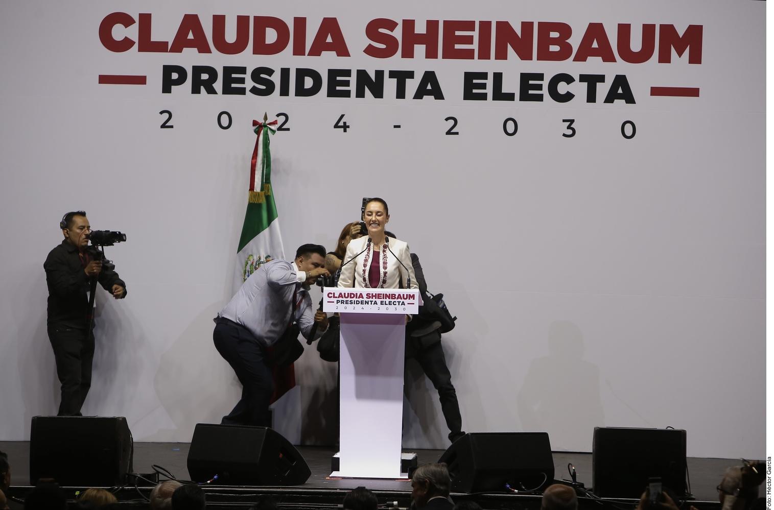 Aboga Sheinbaum por plurinominales
