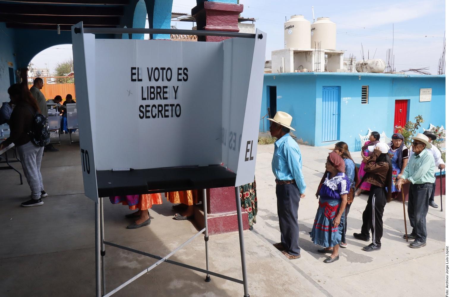 Acusa AMLO intervención de EU en elección