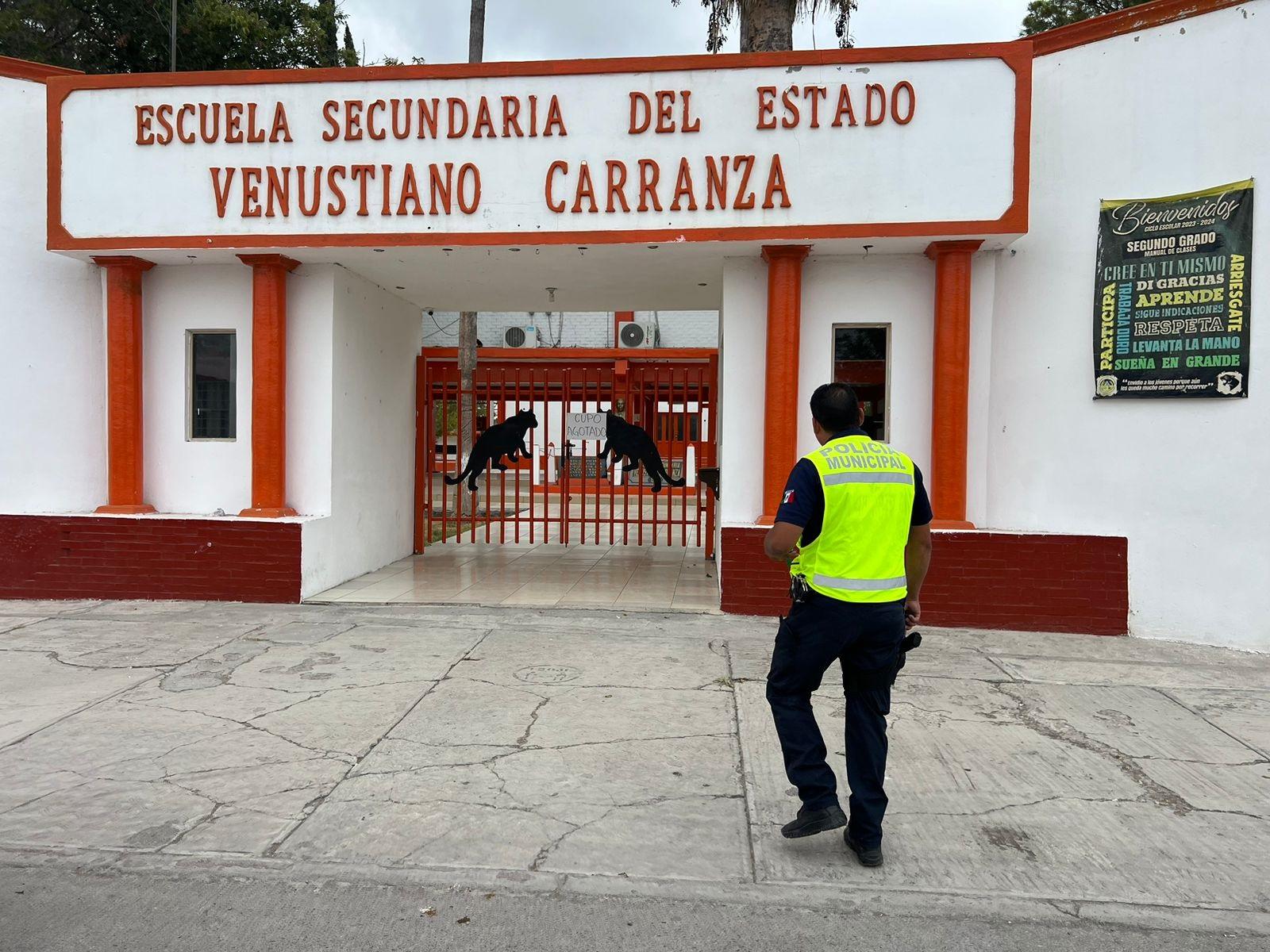Moviliza a la policía arma en secundaria